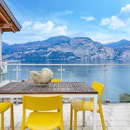 Ca De L'Angelon Aparthotel Brenzone sul Garda Luaran gambar