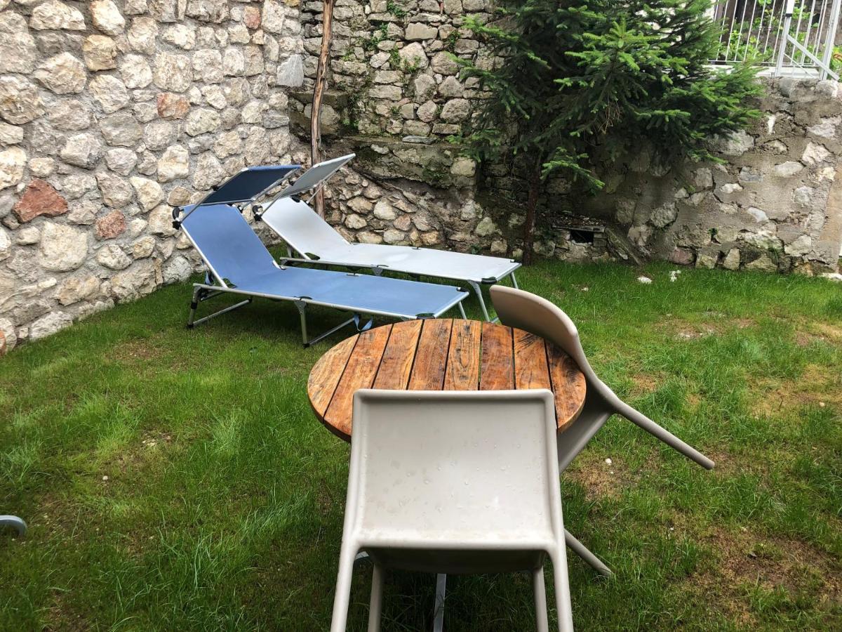 Ca De L'Angelon Aparthotel Brenzone sul Garda Luaran gambar