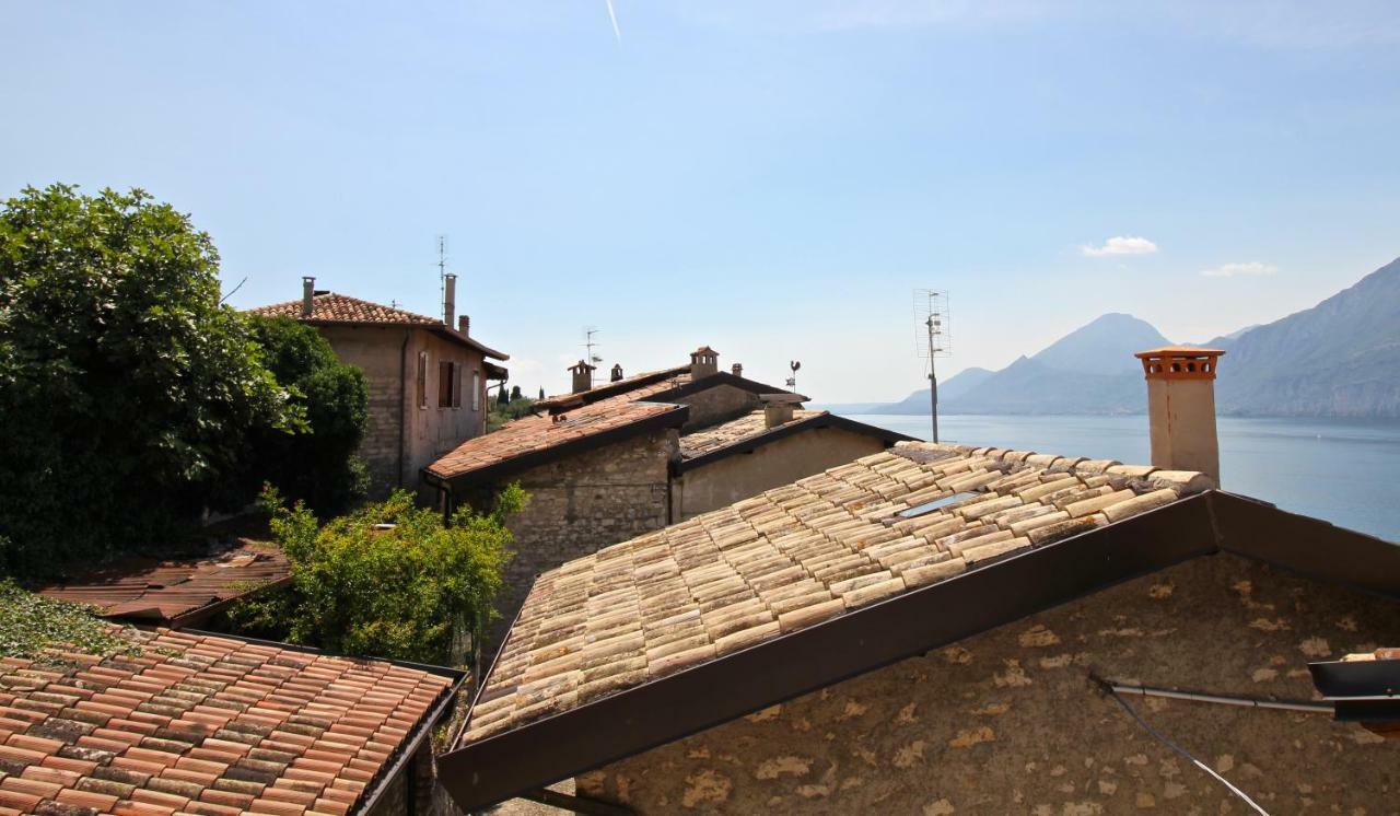 Ca De L'Angelon Aparthotel Brenzone sul Garda Luaran gambar